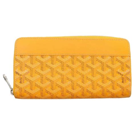 Petite maroquinerie Goyard femme .